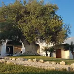 Borgo Giallonardo Wine Relais 2*