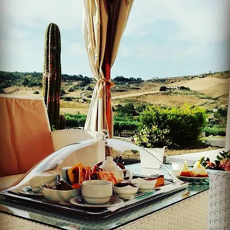 Resort Borgo Giallonardo Wine Relais 2*