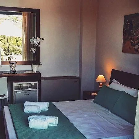 Borgo Giallonardo Wine Relais 2*