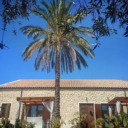 Borgo Giallonardo Wine Relais Resort