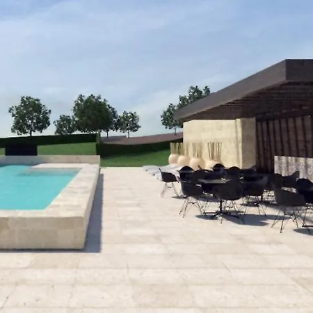 Borgo Giallonardo Wine Relais Resort 2*