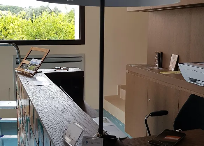 度假村 Borgo Giallonardo Wine Relais 雷阿尔蒙特