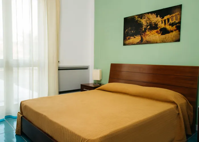 Borgo Giallonardo Wine Relais 2* 雷阿尔蒙特