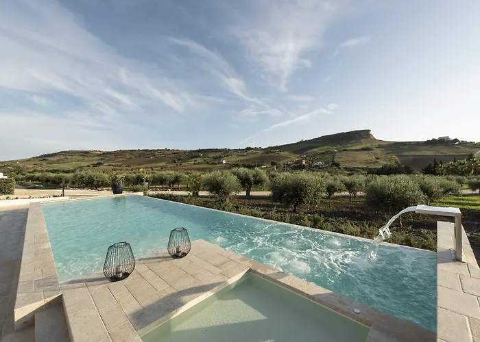 Borgo Giallonardo Wine Relais 度假村 2*