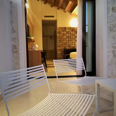 Θέρετρο Borgo Giallonardo Wine Relais 2*