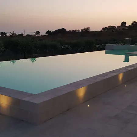 Borgo Giallonardo Wine Relais Feriested 2*