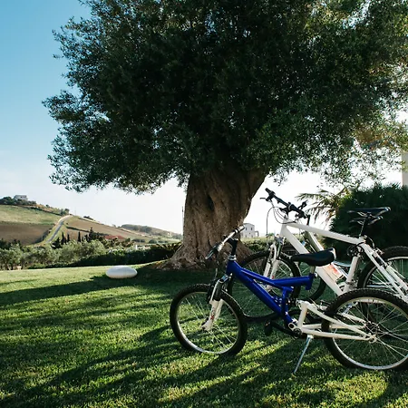 Borgo Giallonardo Wine Relais Feriested 2*