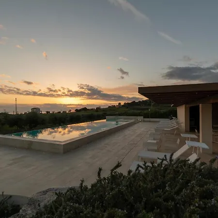 Resort Borgo Giallonardo Wine Relais 2*