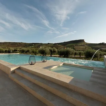 Borgo Giallonardo Wine Relais Resort 2*