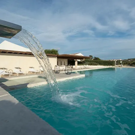 Resort Borgo Giallonardo Wine Relais 2*