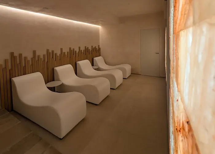 Borgo Giallonardo Wine Relais Station touristique