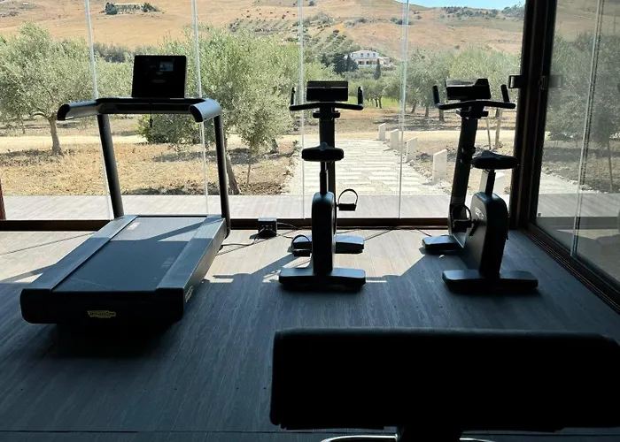 Borgo Giallonardo Wine Relais Resort