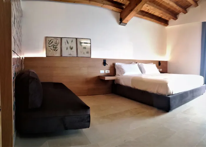 Borgo Giallonardo Wine Relais 2*