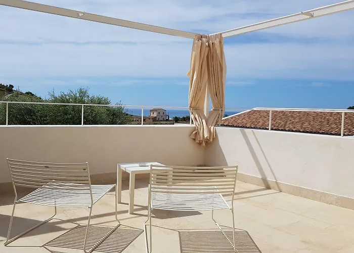 Borgo Giallonardo Wine Relais Station touristique