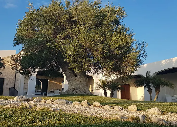 Borgo Giallonardo Wine Relais 2*