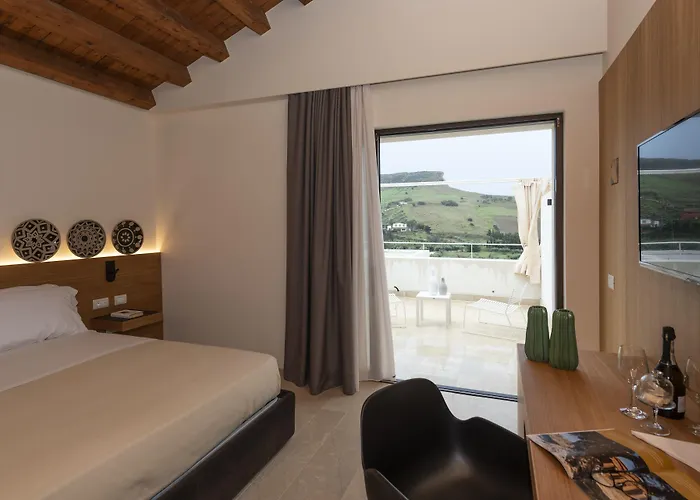 Borgo Giallonardo Wine Relais Station touristique